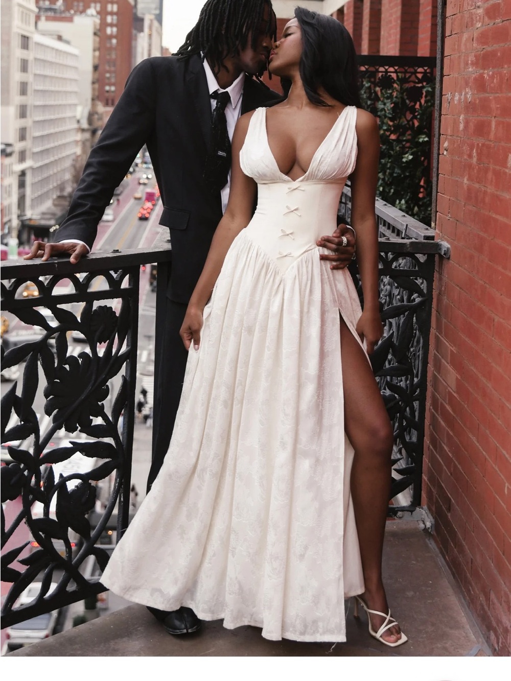 Elegant Cream Corset Plunge Wedding Dress